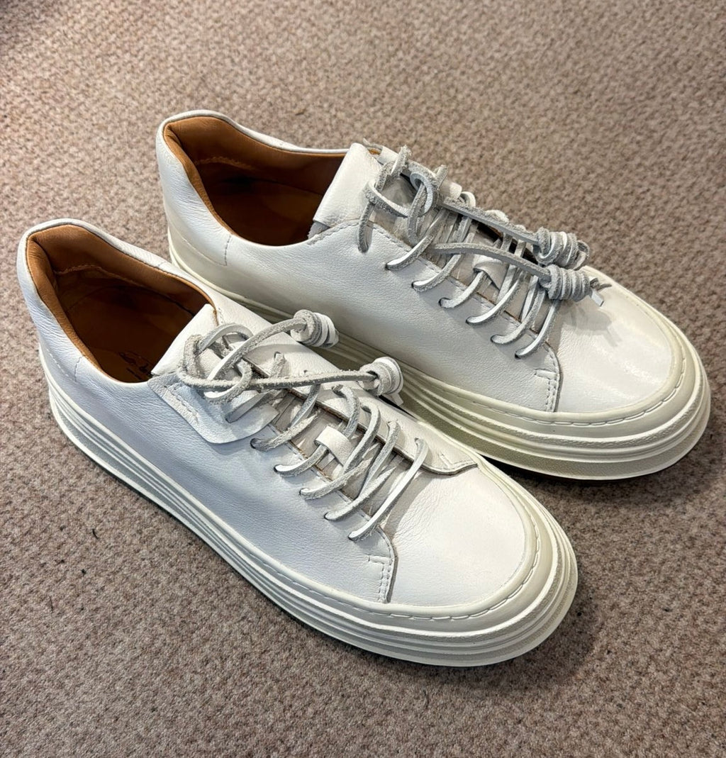 B9721-休閒系列黑色+白色（39-43）